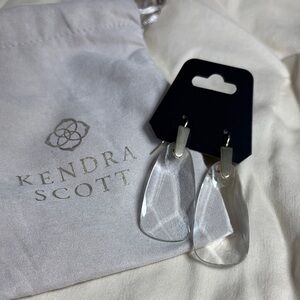 EUC Kendra Scott brushed gold and Clear Drop Maize Earrings…
